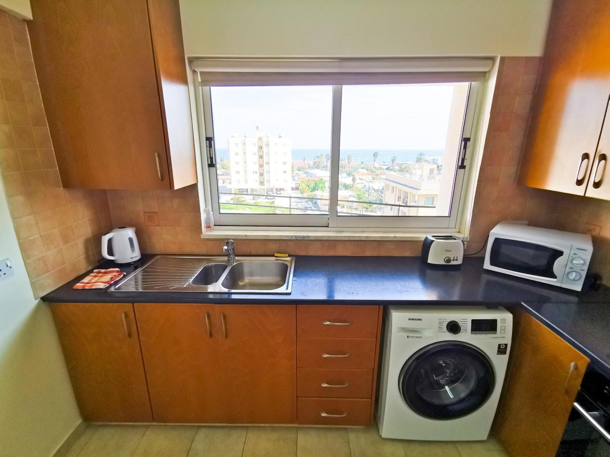 License To Chill Apartment Larnaca Eksteriør billede